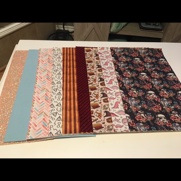 Bow Keychain - Picture 4 of 4